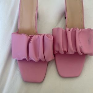 Leather ruffle pink low top heels